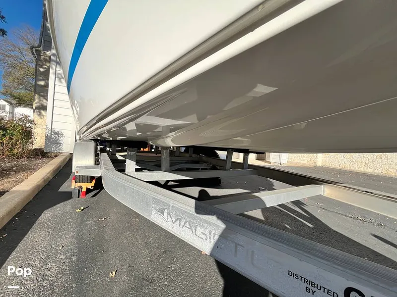 Slide: The Image of Tiburon ZX-22 2019 - 16085316