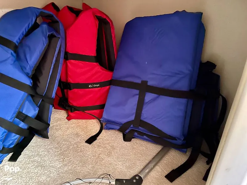 Slide: The Image of Pursuit 3070 Offshore CC 2003 - 16032860