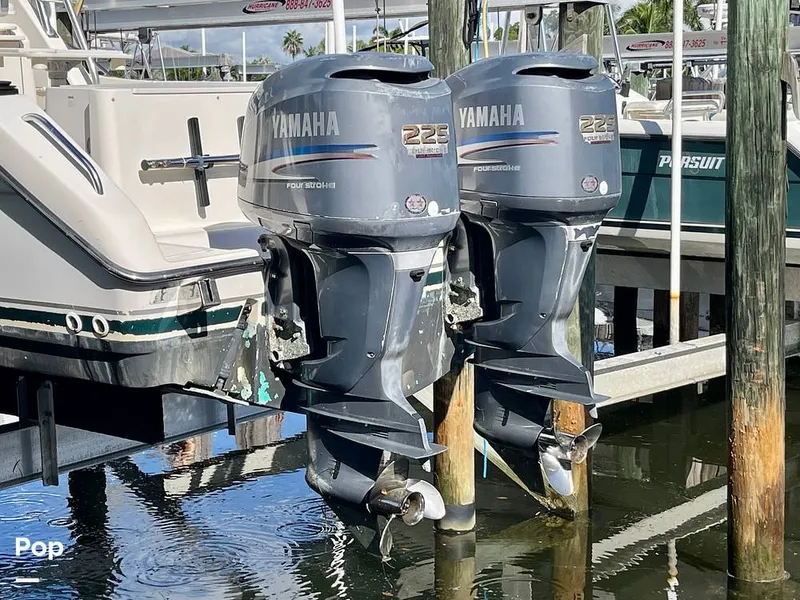 Slide: The Image of Pursuit 3070 Offshore CC 2003 - 16032892