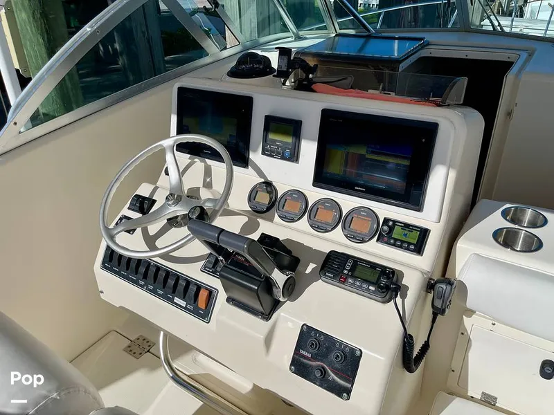 Slide: The Image of Pursuit 3070 Offshore CC 2003 - 16032767