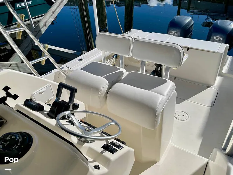 Slide: The Image of Pursuit 3070 Offshore CC 2003 - 16032813