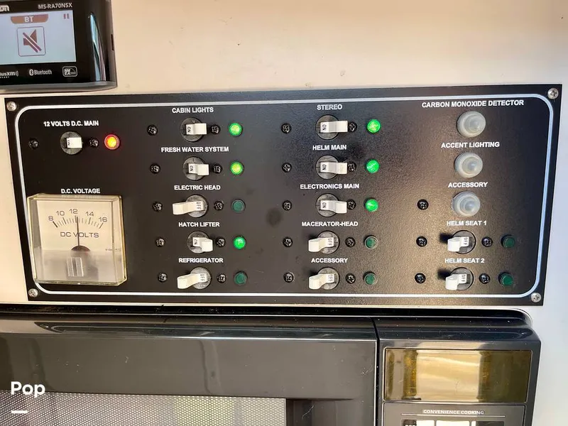 Slide: The Image of Pursuit 3070 Offshore CC 2003 - 16032829