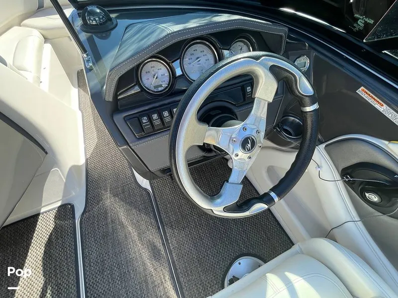 Slide: The Image of Monterey 204 FSX 2013 - 15932131