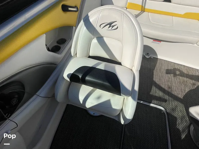 Slide: The Image of Monterey 204 FSX 2013 - 15932138