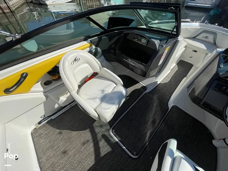 Slide: The Image of Monterey 204 FSX 2013 - 15932140