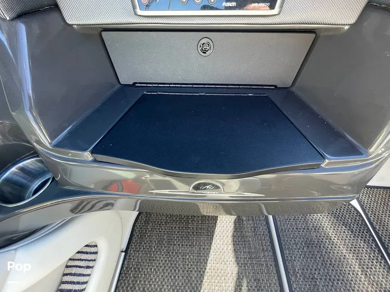 Slide: The Image of Monterey 204 FSX 2013 - 15932144