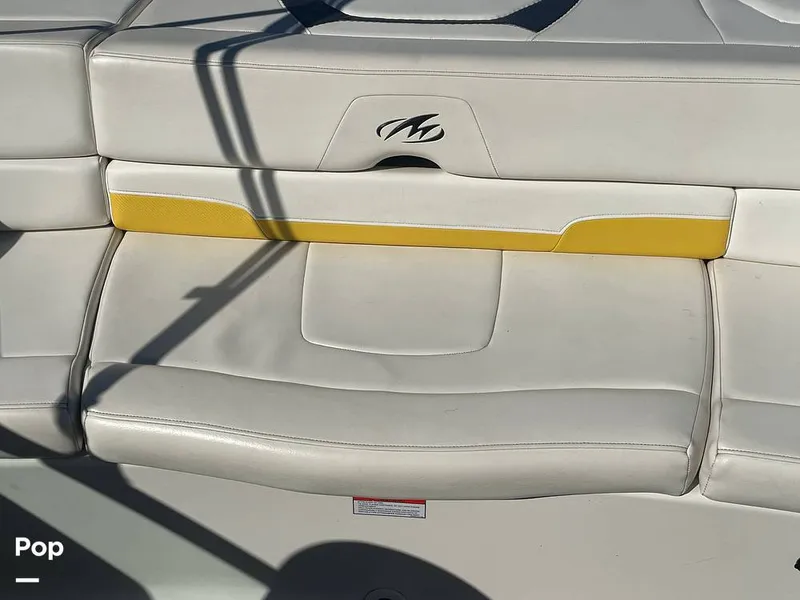 Slide: The Image of Monterey 204 FSX 2013 - 15932160