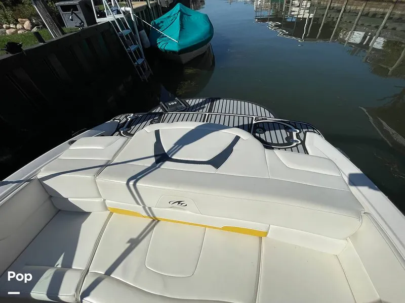 Slide: The Image of Monterey 204 FSX 2013 - 15932169