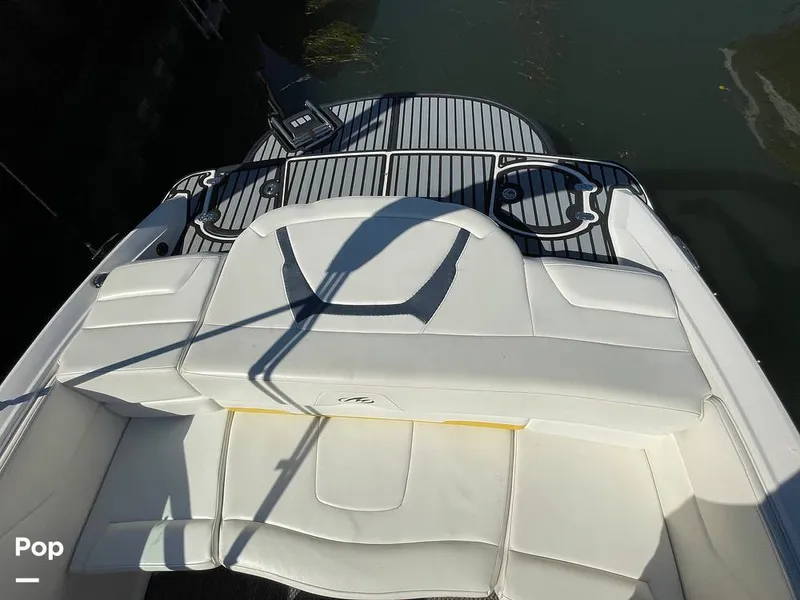 Slide: The Image of Monterey 204 FSX 2013 - 15932183