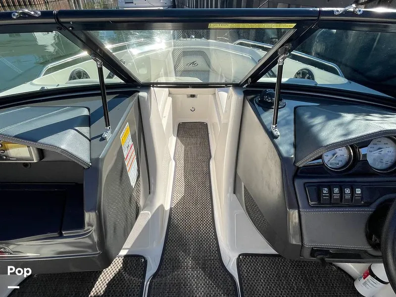 Slide: The Image of Monterey 204 FSX 2013 - 15932205