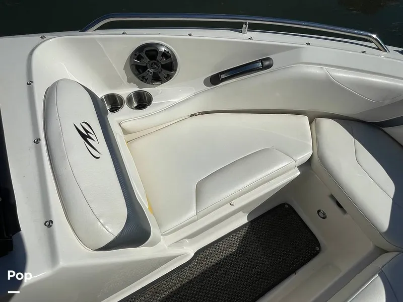 Slide: The Image of Monterey 204 FSX 2013 - 15932207