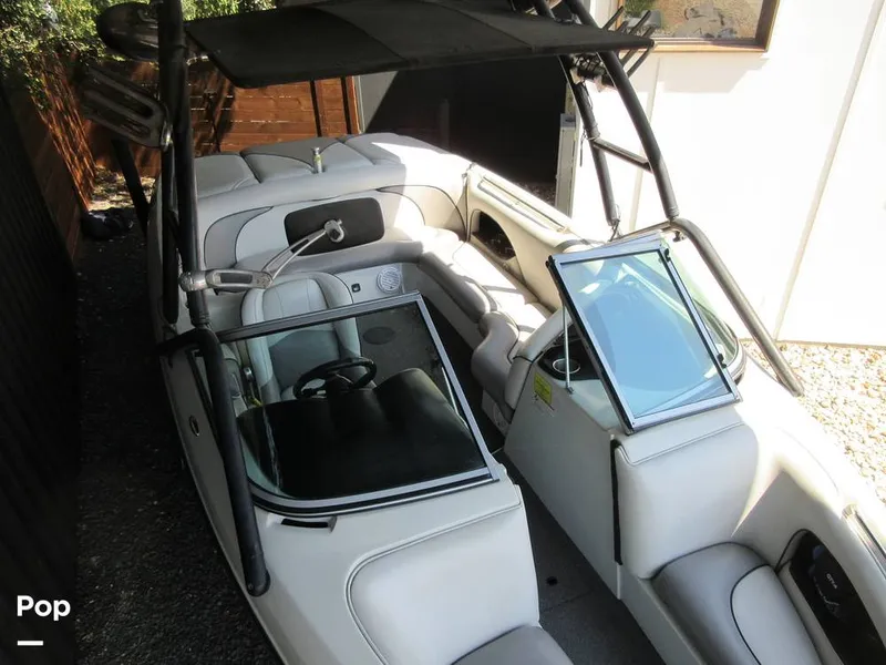 Slide: The Image of Windshield - Walk Through - 15914777