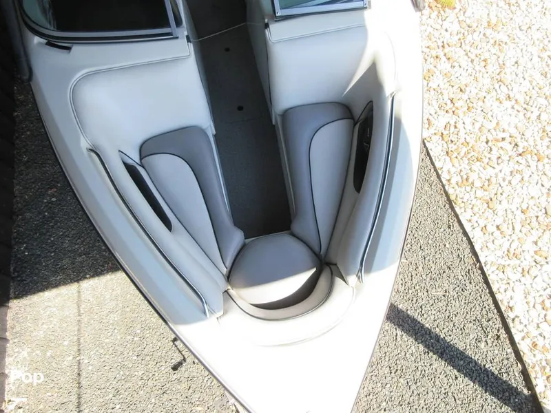 Slide: The Image of Bow Seating - 15914778