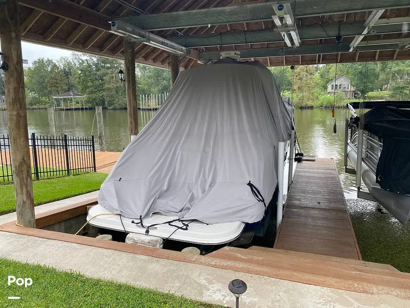 Slide: The Image of Sea Ray 330 Sundancer 2015 - 15895298