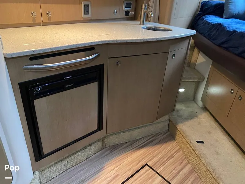 Slide: The Image of Sea Ray 330 Sundancer 2015 - 15895201