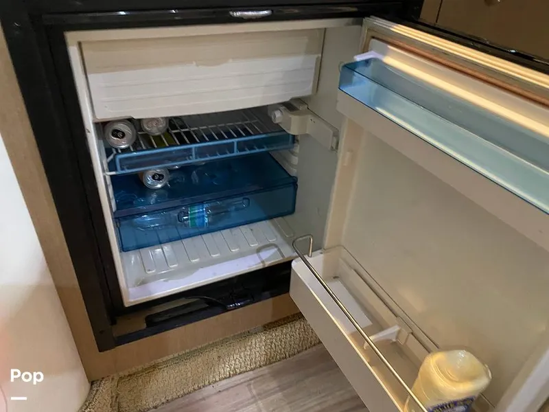 Slide: The Image of Sea Ray 330 Sundancer 2015 - 15895213