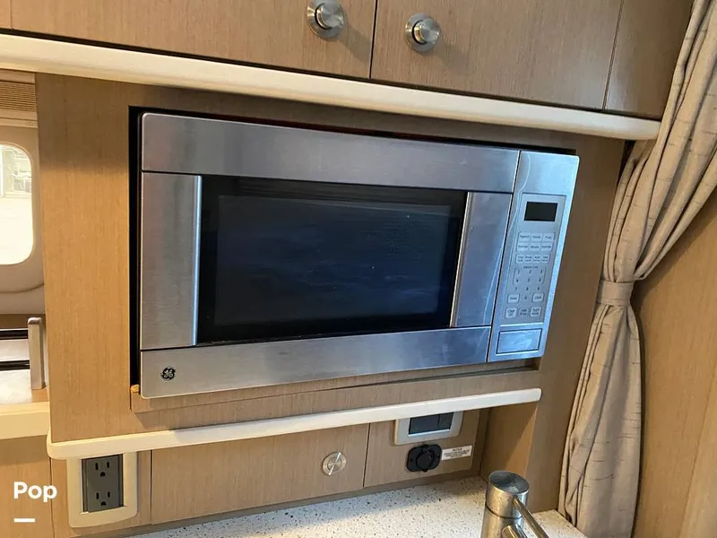 Slide: The Image of Sea Ray 330 Sundancer 2015 - 15895219