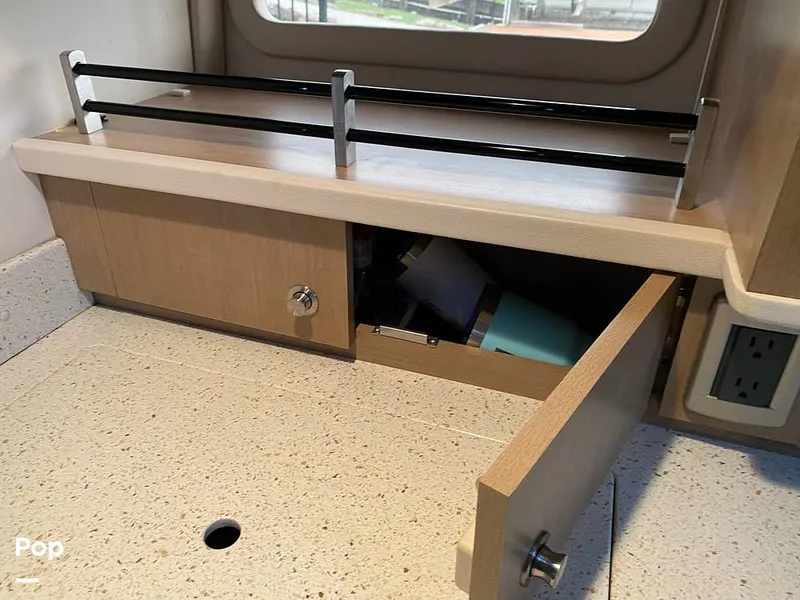 Slide: The Image of Sea Ray 330 Sundancer 2015 - 15895221