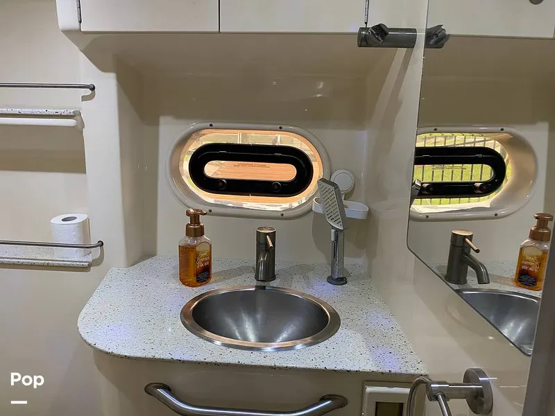 Slide: The Image of Sea Ray 330 Sundancer 2015 - 15895234