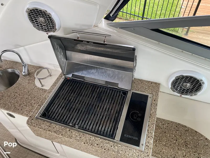 Slide: The Image of Sea Ray 330 Sundancer 2015 - 15895255