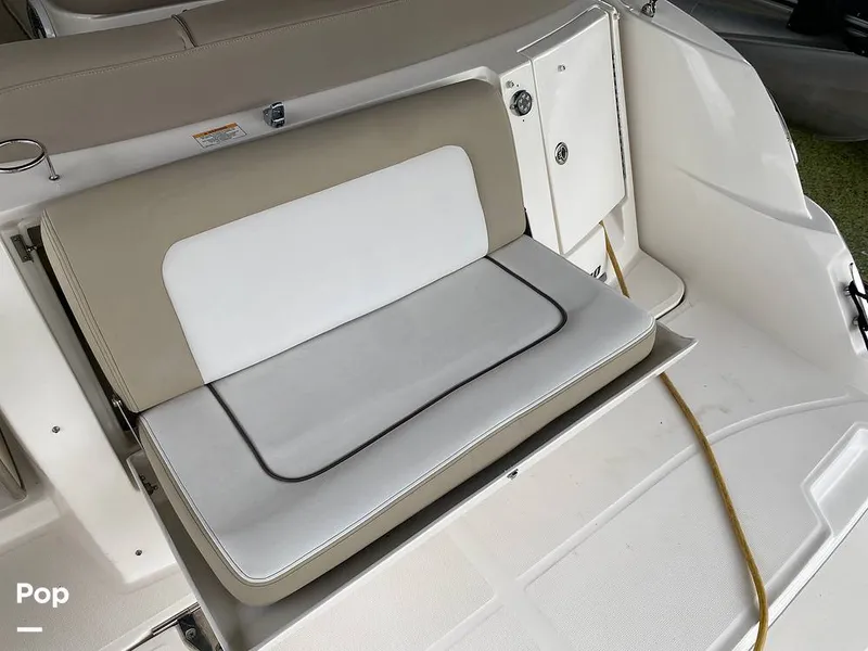 Slide: The Image of Sea Ray 330 Sundancer 2015 - 15895268