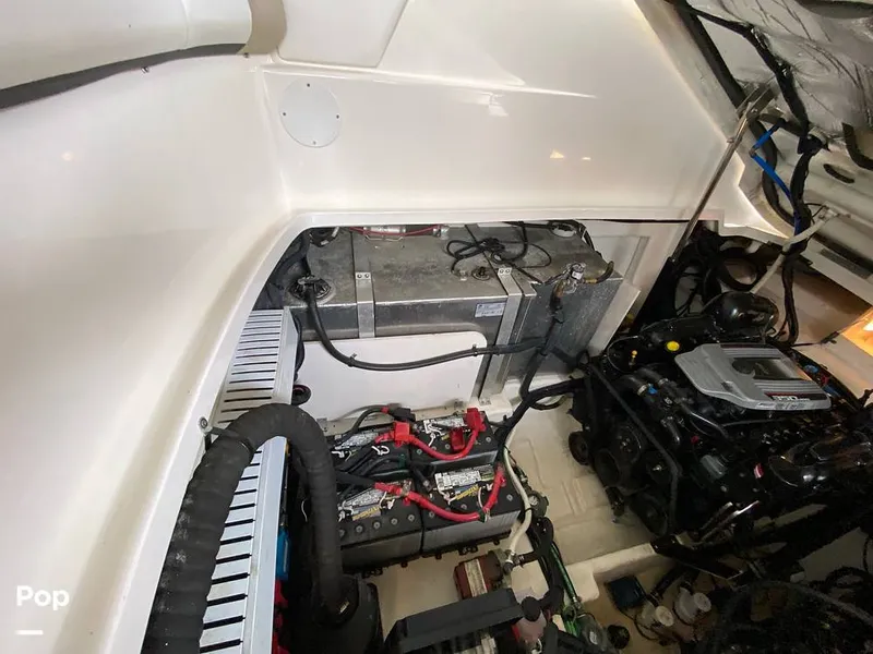 Slide: The Image of Sea Ray 330 Sundancer 2015 - 15895272