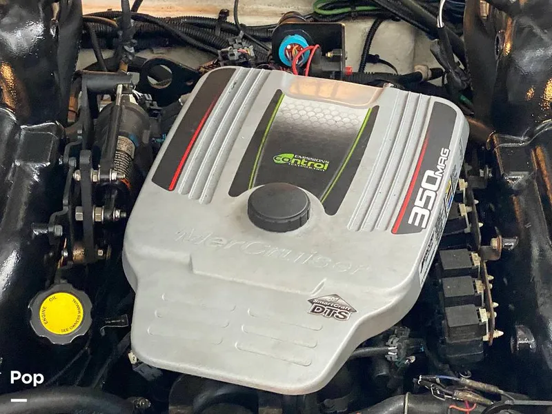 Slide: The Image of Sea Ray 330 Sundancer 2015 - 15895274