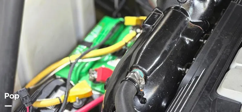 Slide: The Image of Crownline Boats 264 CR 2018 - 15858165