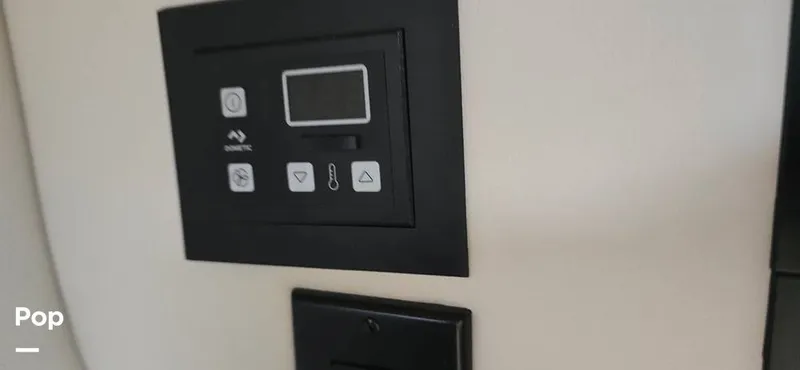 Slide: The Image of Crownline Boats 264 CR 2018 - 15858207