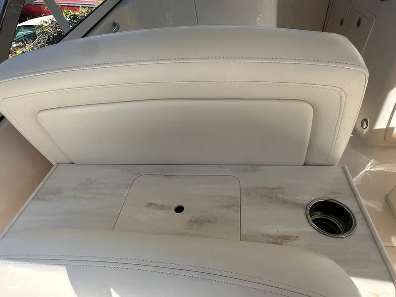 Slide: The Image of Grady-White 307 Freedom 2019 - 15972099