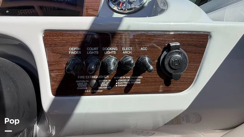 Slide: The Image of Chaparral 23SSI 2023 - 15973173