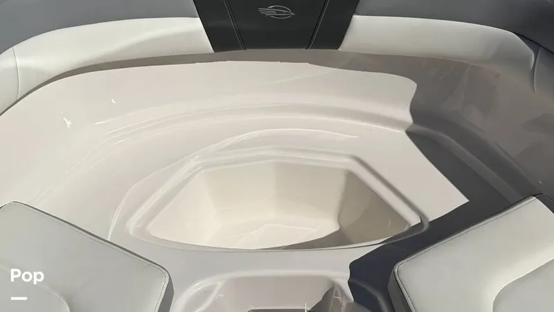 Slide: The Image of Chaparral 23SSI 2023 - 15973179