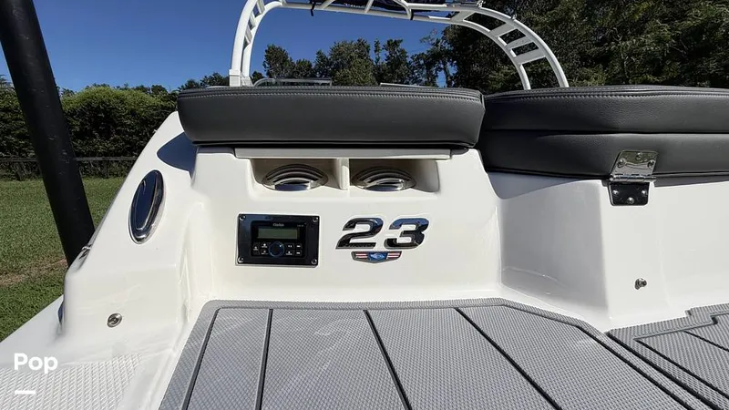 Slide: The Image of Chaparral 23SSI 2023 - 15973185