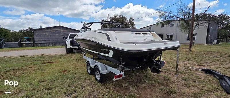 Slide: The Image of Bayliner VR6 2021 - 15888150