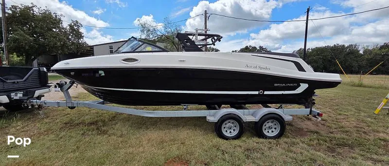 Slide: The Image of Bayliner VR6 2021 - 15888152