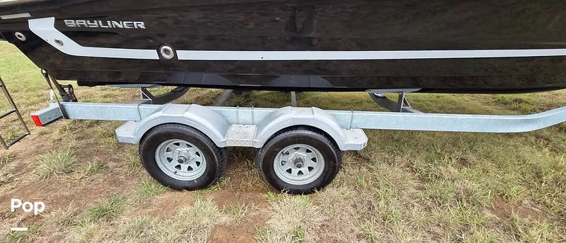 Slide: The Image of Bayliner VR6 2021 - 15888161