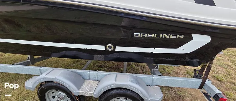 Slide: The Image of Bayliner VR6 2021 - 15888172