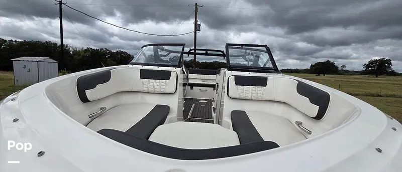 Slide: The Image of Bayliner VR6 2021 - 15888378