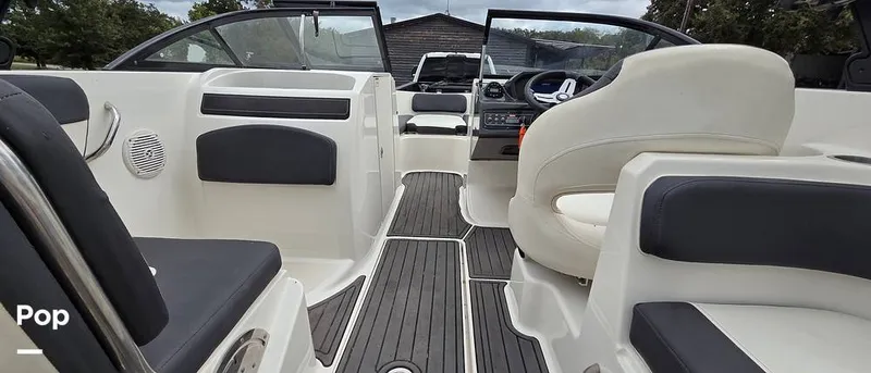 Slide: The Image of Bayliner VR6 2021 - 15888386