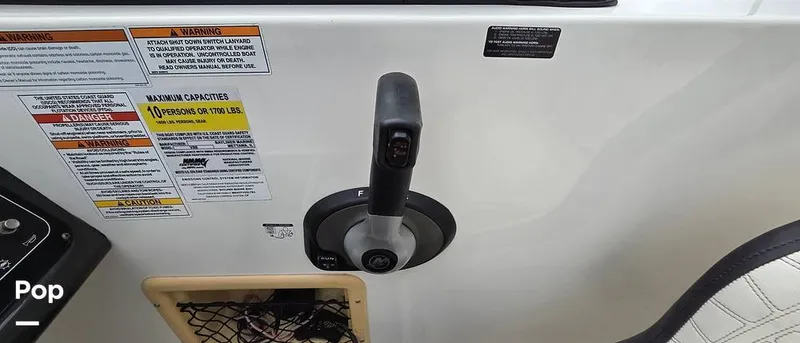 Slide: The Image of Bayliner VR6 2021 - 15888483