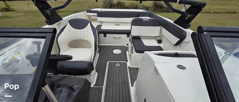 Slide: The Image of Bayliner VR6 2021 - 15888497