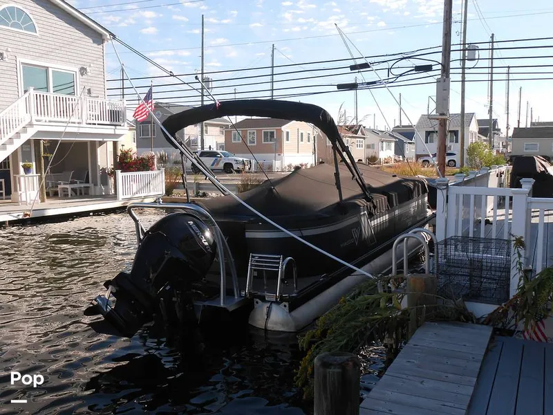 Slide: The Image of Viaggio Lago L22U 2023 - 15963922