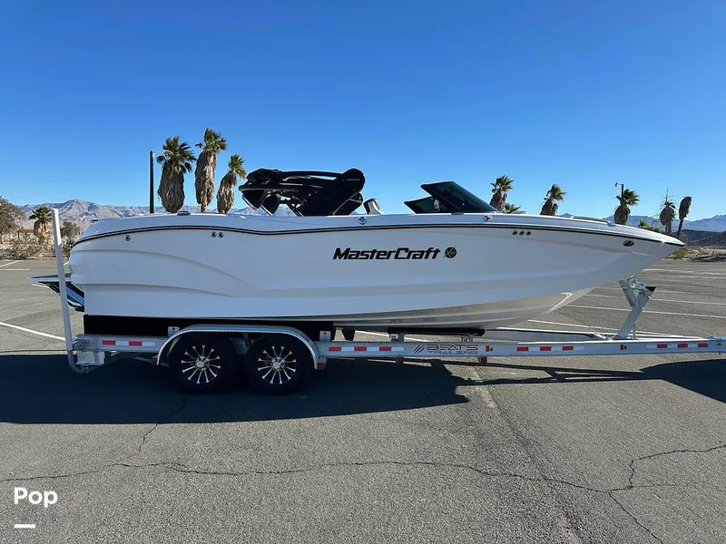 Slide: The Image of Mastercraft X24 2024 - 16171122