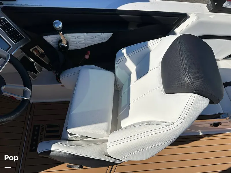 Slide: The Image of Mastercraft X24 2024 - 16171023