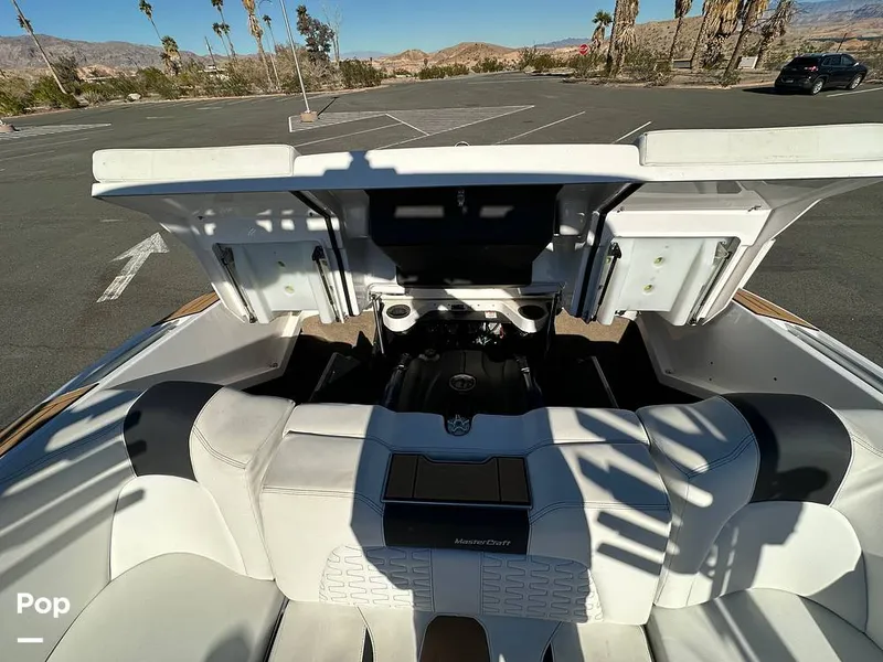 Slide: The Image of Mastercraft X24 2024 - 16171050