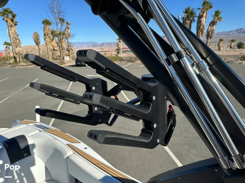 Slide: The Image of Mastercraft X24 2024 - 16171074