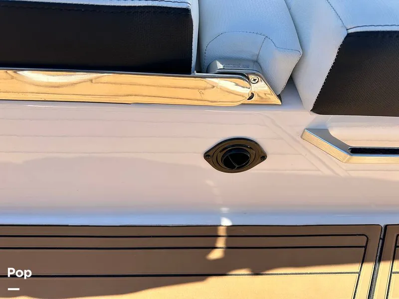 Slide: The Image of Mastercraft X24 2024 - 16171077