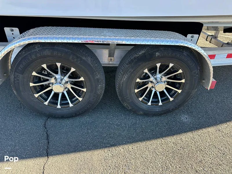 Slide: The Image of Mastercraft X24 2024 - 16171078