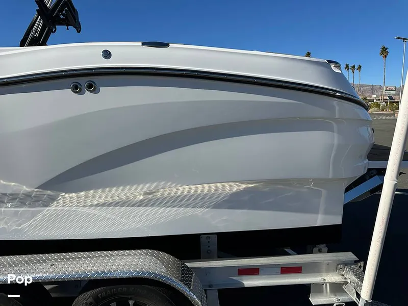 Slide: The Image of Mastercraft X24 2024 - 16171094