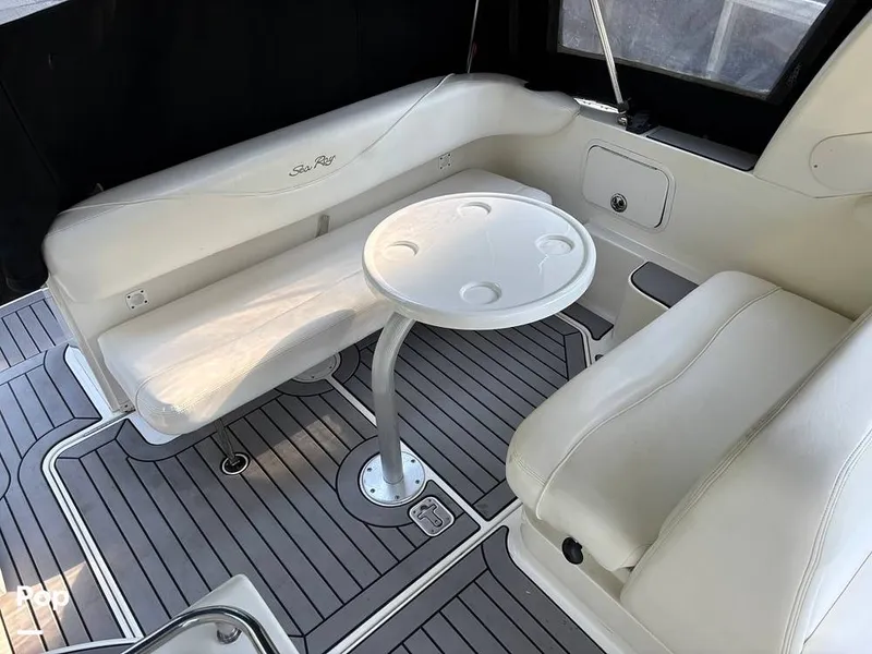 Slide: The Image of Sea Ray 260 Sundancer 2004 - 15901893